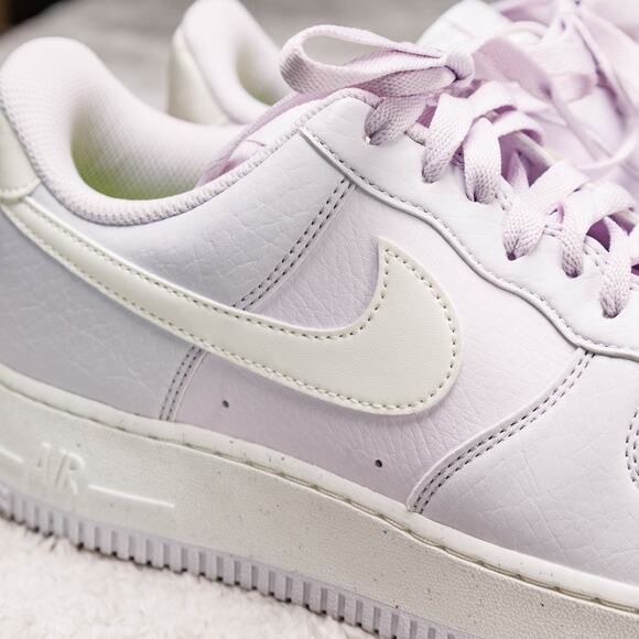 Nike Air Force 1 '07 Barely Grape Purple Sneakers Womens Size 10 DV3808-500 - Picture 16 of 16